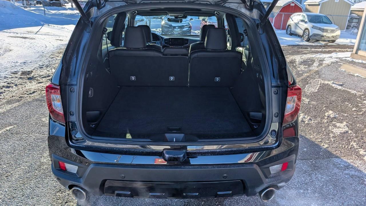 2025 Honda Passport Black Edition 4dr All-Wheel Drive Photo
