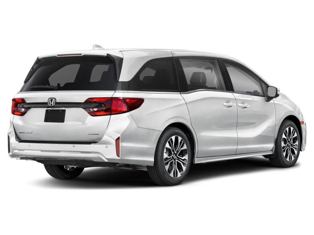 2026 Honda Odyssey Touring Passenger Van Photo2