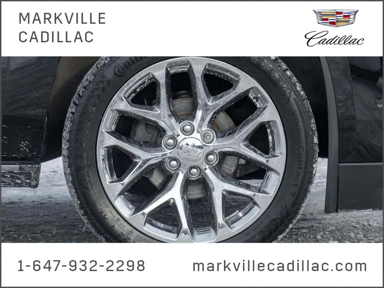 2017 Cadillac Escalade ESV Premium Luxury 4X4 Photo3