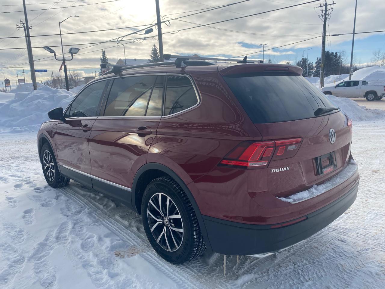 2019 Volkswagen Tiguan Comfortline 4dr All-wheel Drive 4MOTION Photo