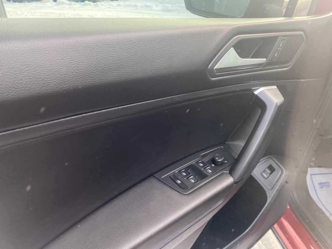 2019 Volkswagen Tiguan Comfortline 4dr All-wheel Drive 4MOTION Photo