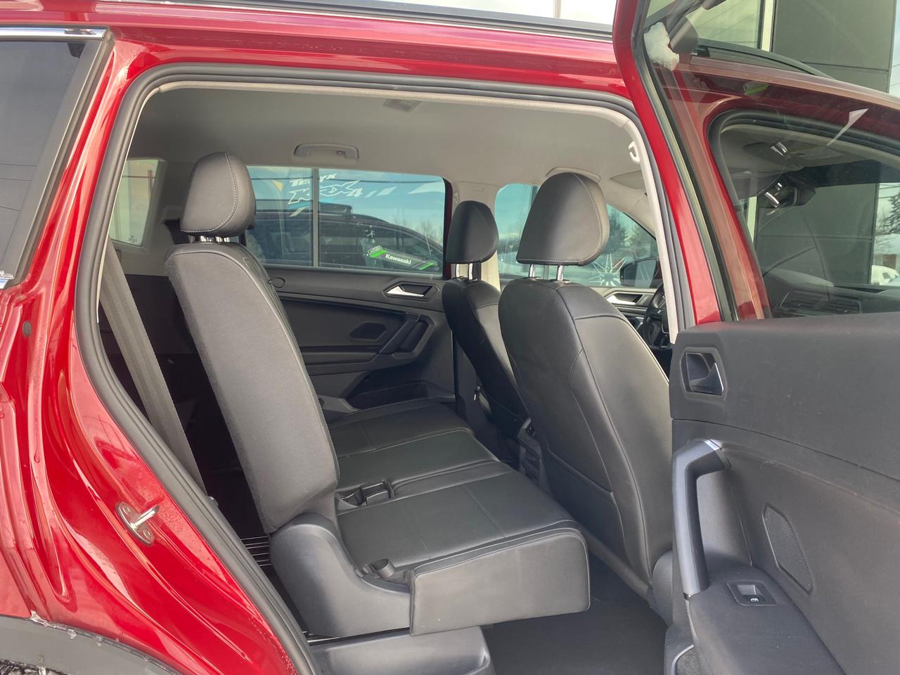 2019 Volkswagen Tiguan Comfortline 4dr All-wheel Drive 4MOTION Photo