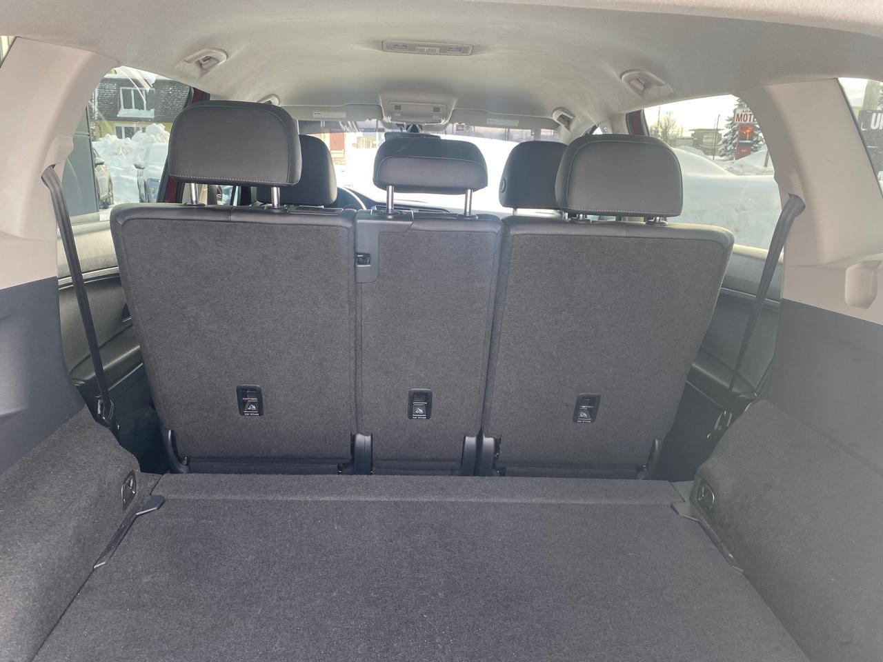 2019 Volkswagen Tiguan Comfortline 4dr All-wheel Drive 4MOTION Photo