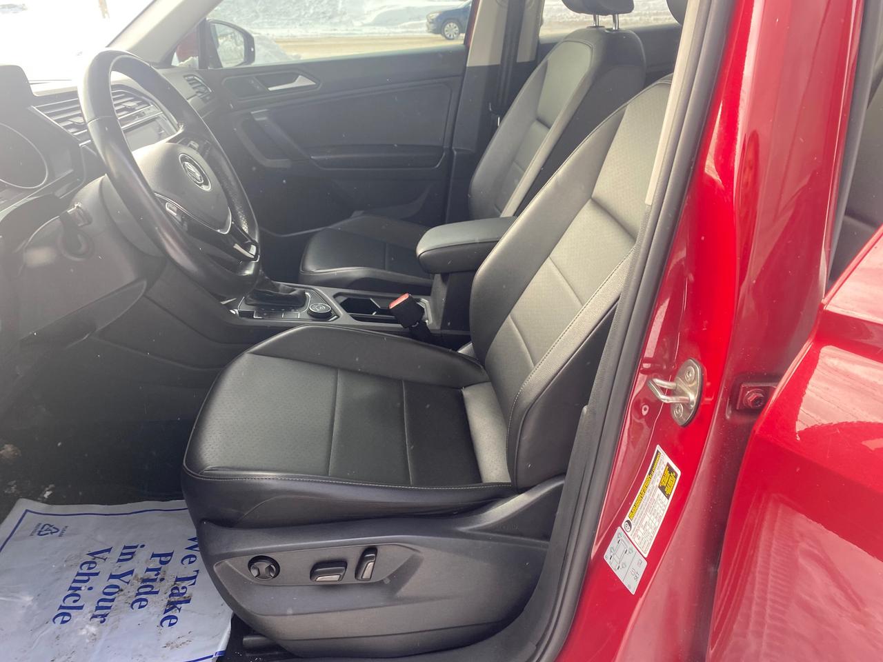 2019 Volkswagen Tiguan Comfortline 4dr All-wheel Drive 4MOTION Photo