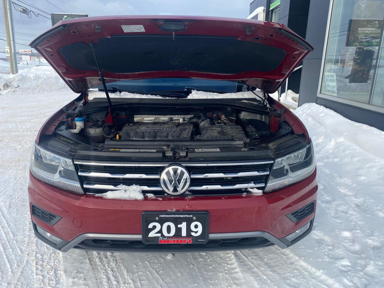 2019 Volkswagen Tiguan Comfortline 4dr All-wheel Drive 4MOTION Photo