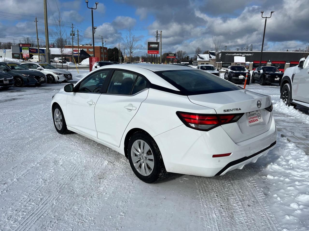 2020 Nissan Sentra S (M6) 4dr Sedan Photo