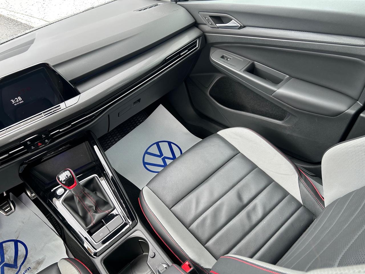 2024 Volkswagen Golf GTI 380 Performance 4dr Hatchback Photo