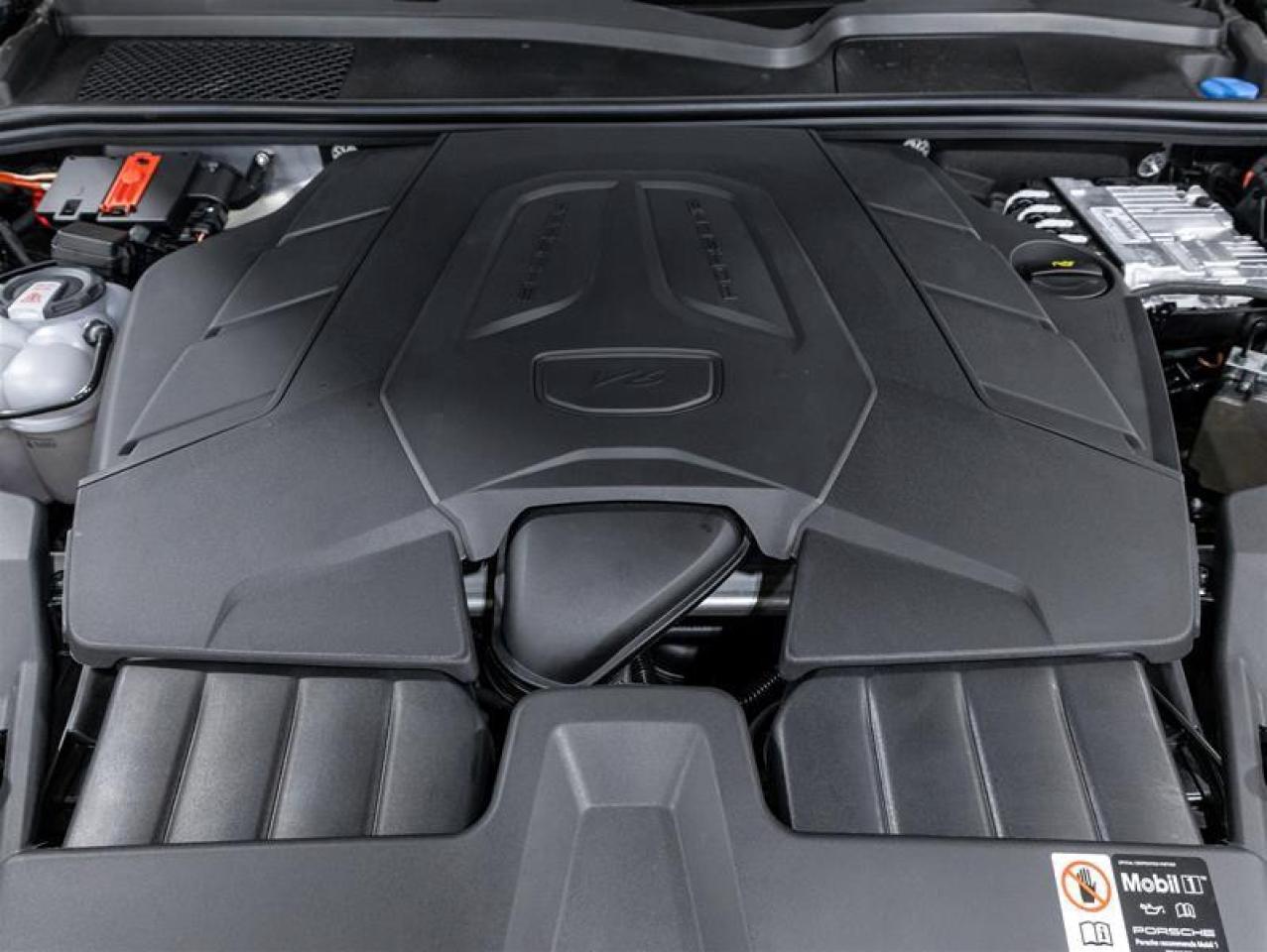 2026 Porsche Cayenne  Photo2