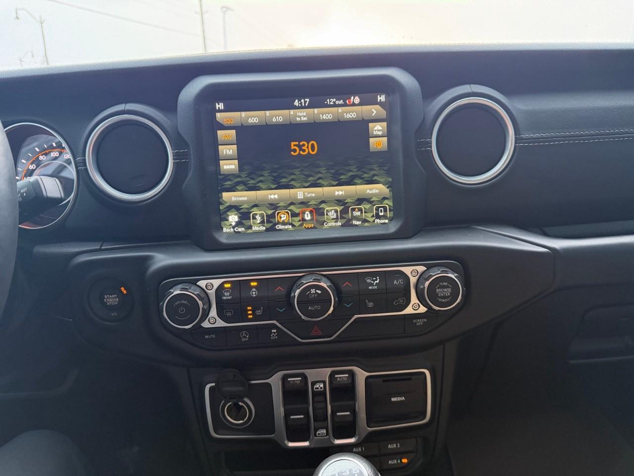 2018 Jeep WRANGLER UNLIMITED Sahara 4x4 Photo