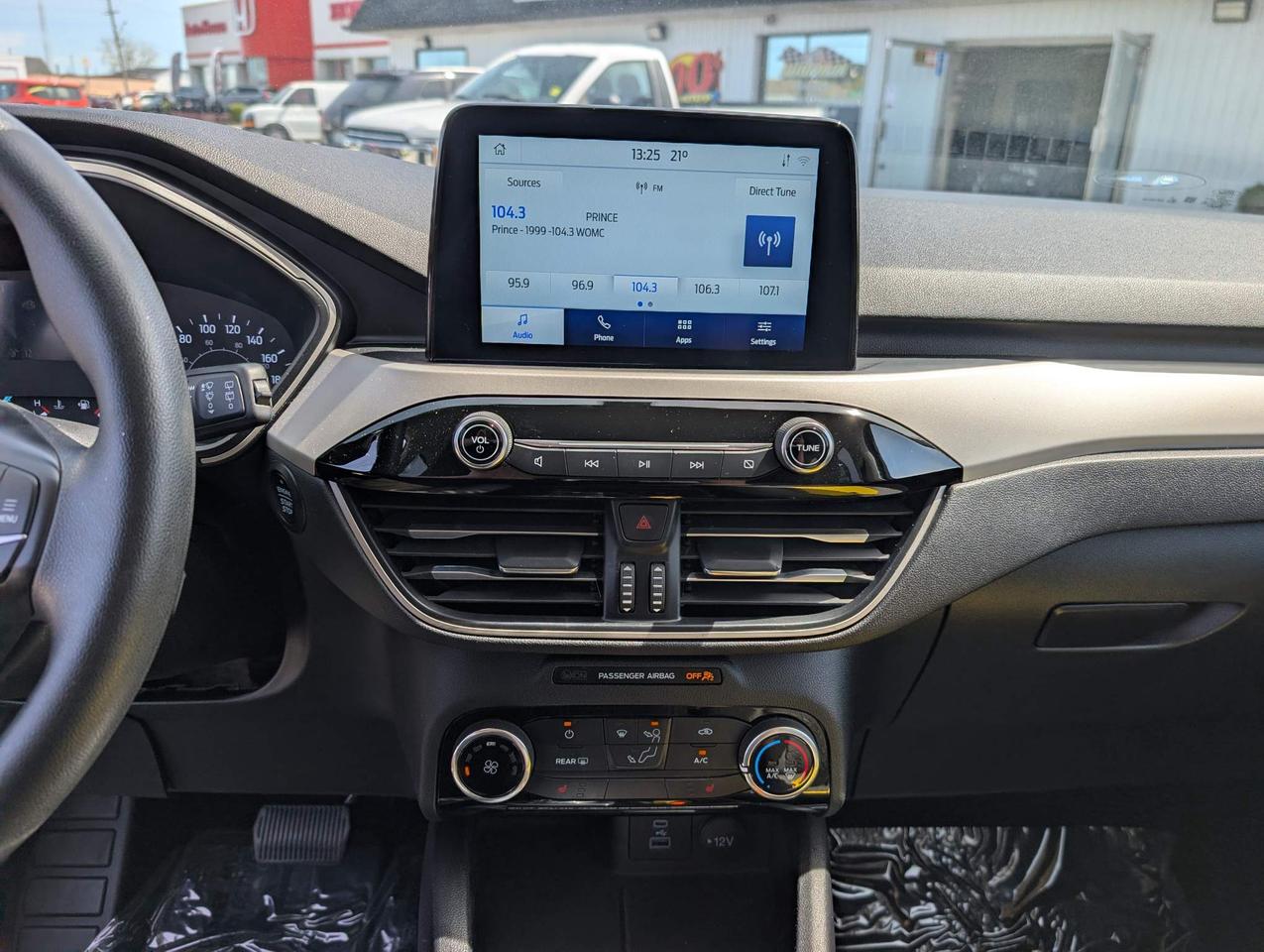 2022 Ford Escape SE 4dr All-Wheel Drive Photo