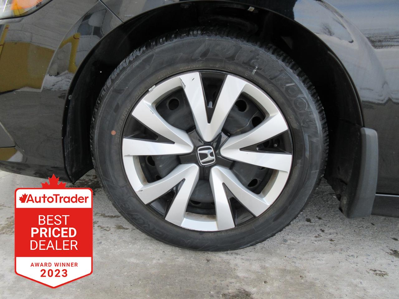 2022 Honda Civic LX 4dr Sedan Photo