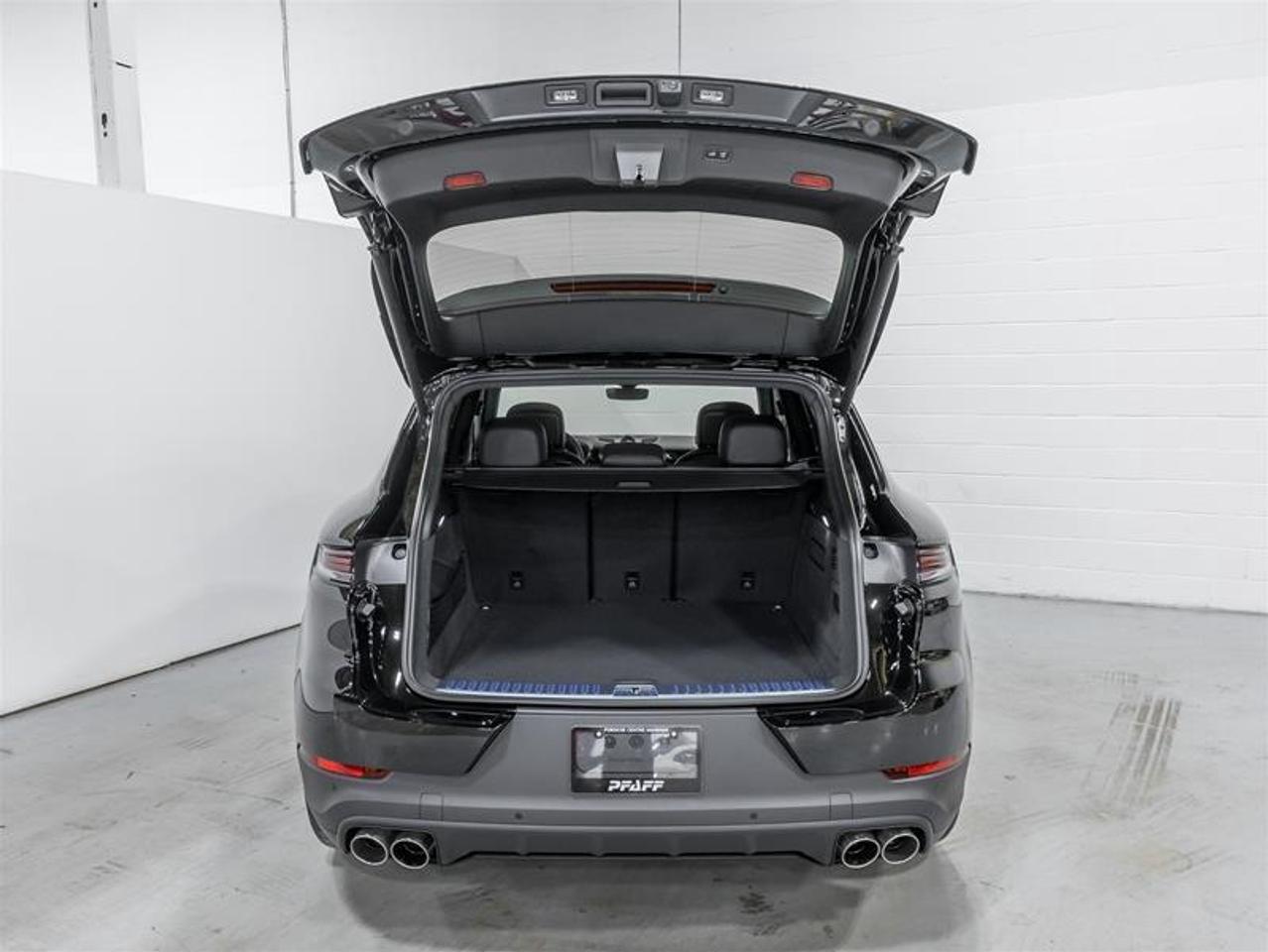 2026 Porsche Cayenne  Photo
