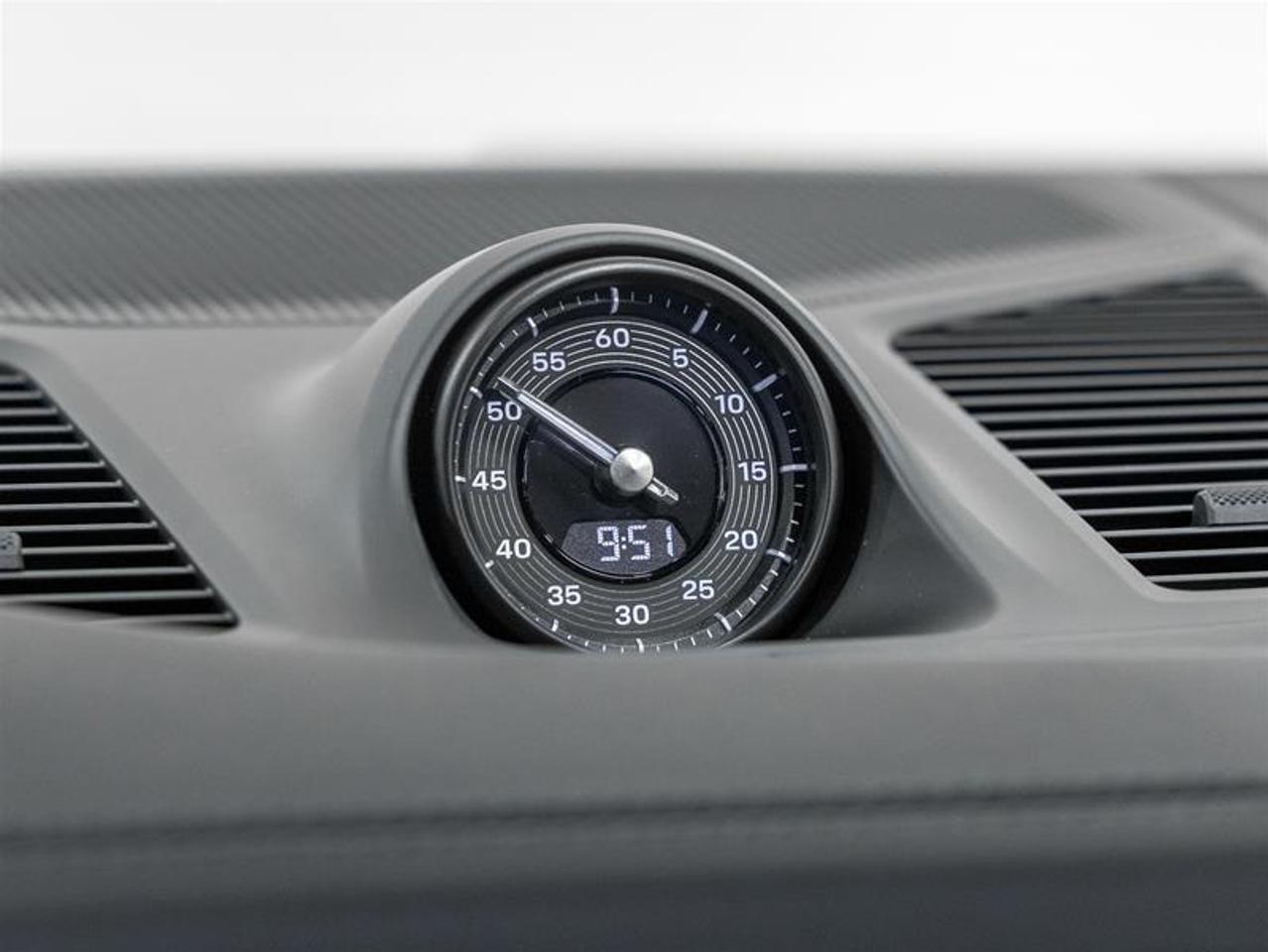 2026 Porsche Cayenne  Photo