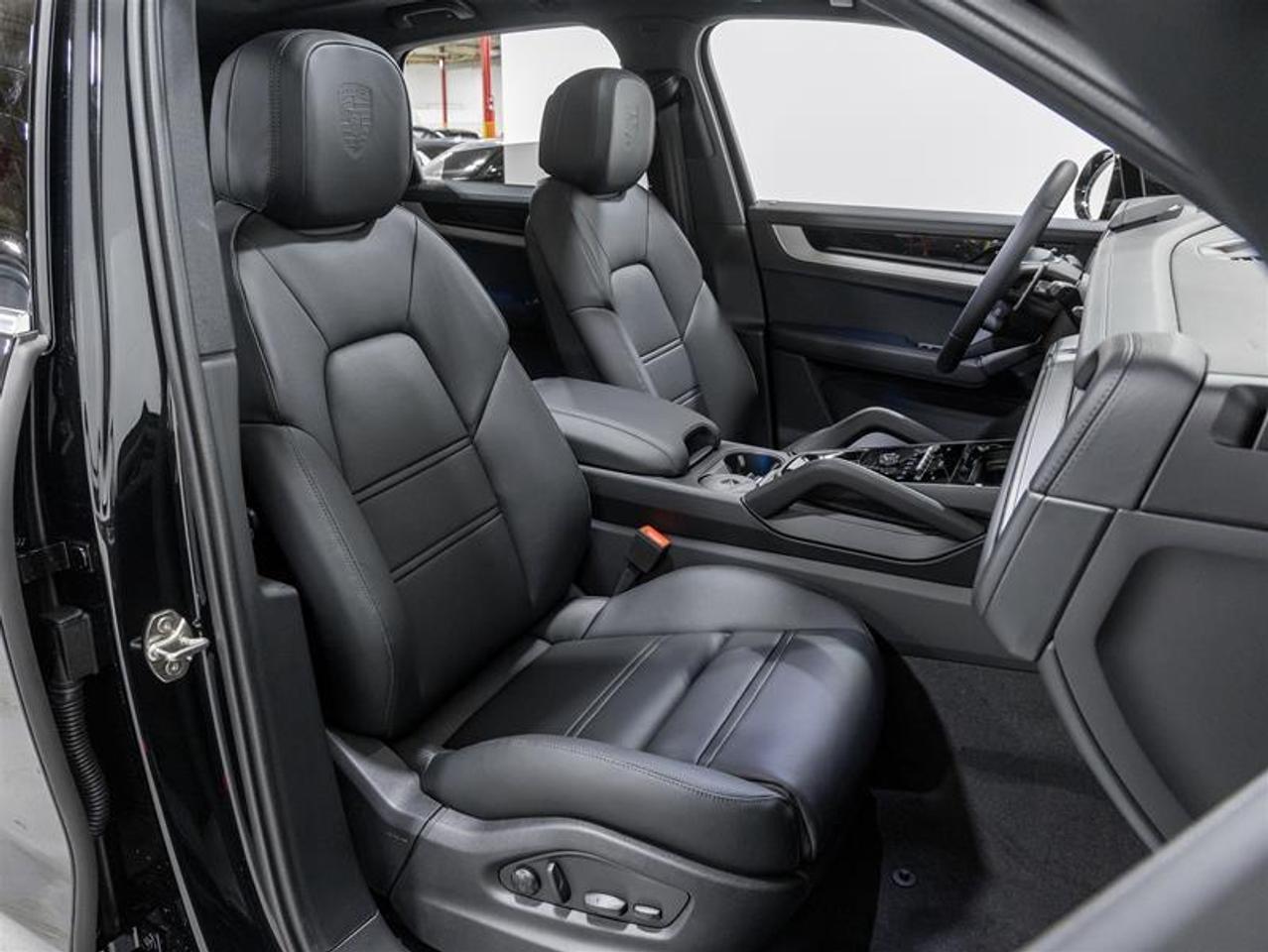 2026 Porsche Cayenne  Photo