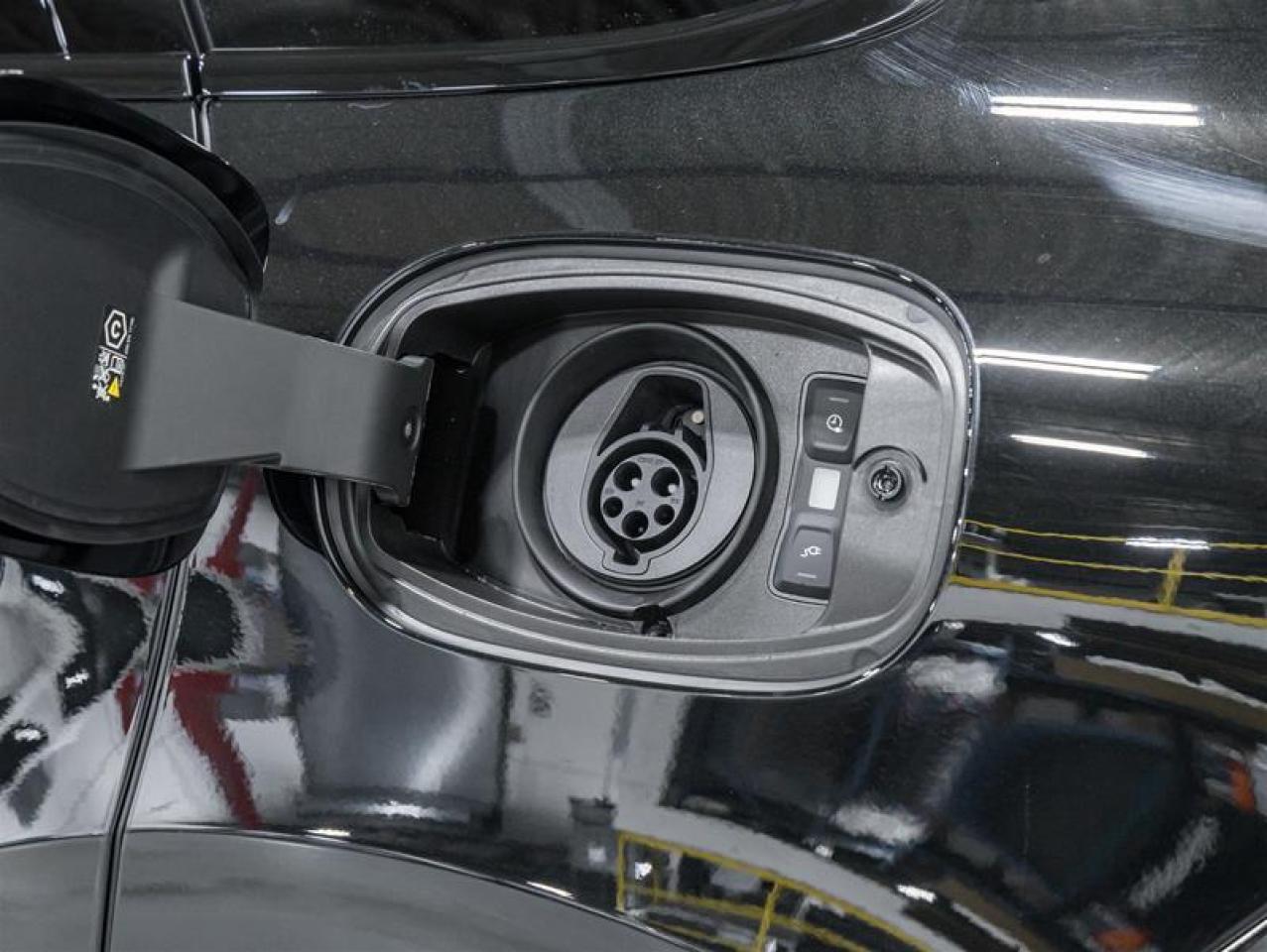 2026 Porsche Cayenne  Photo