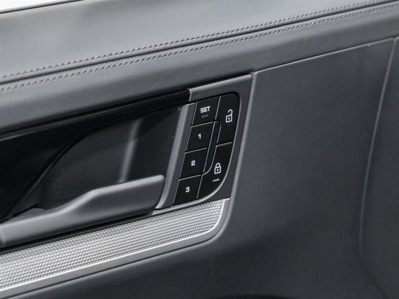 2026 Porsche Cayenne  Photo