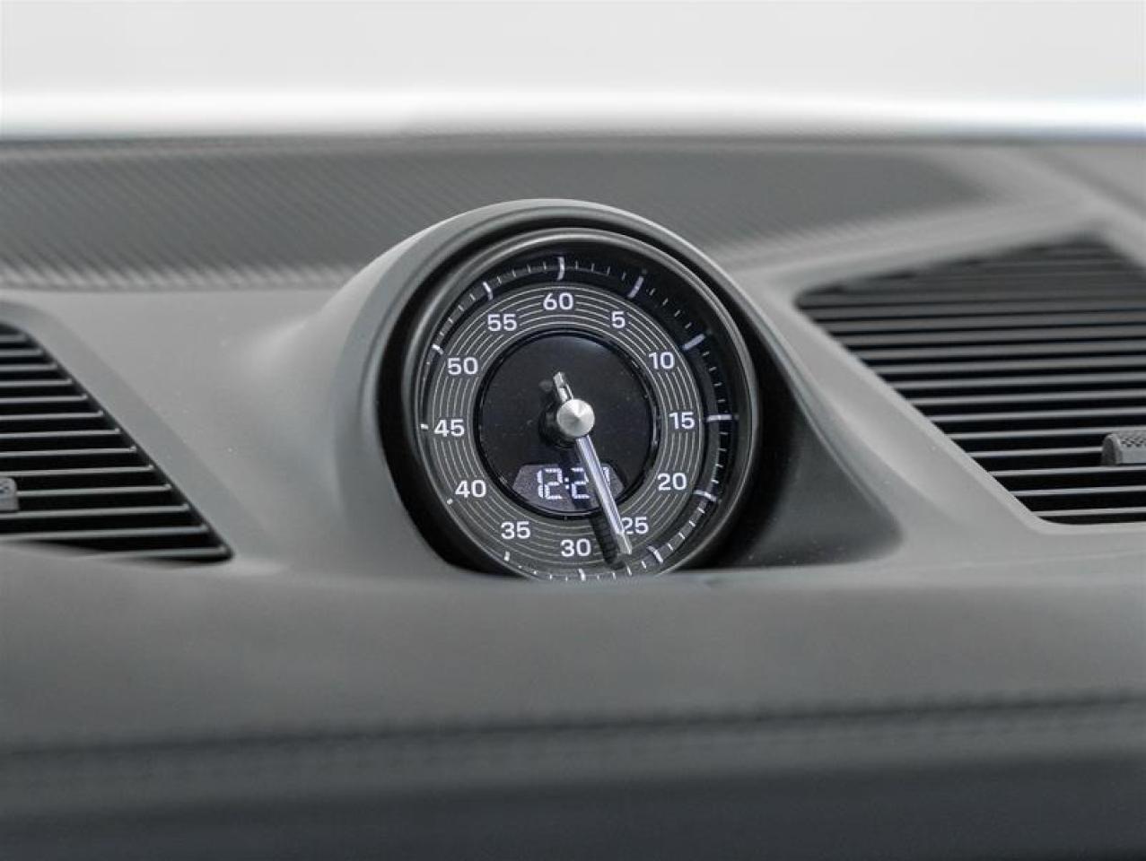 2026 Porsche Cayenne  Photo