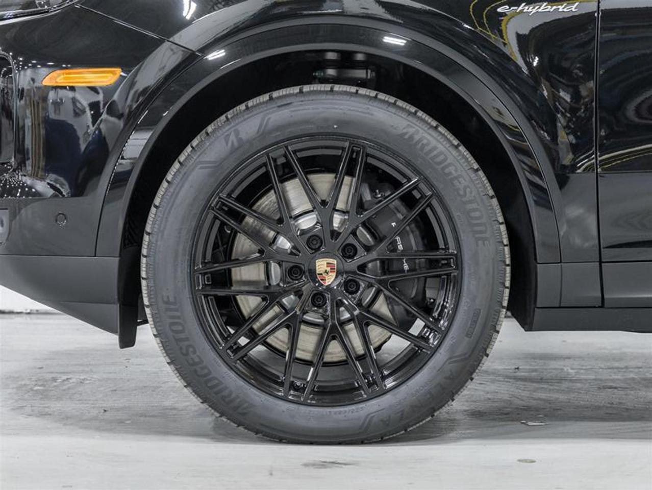 2026 Porsche Cayenne  Photo