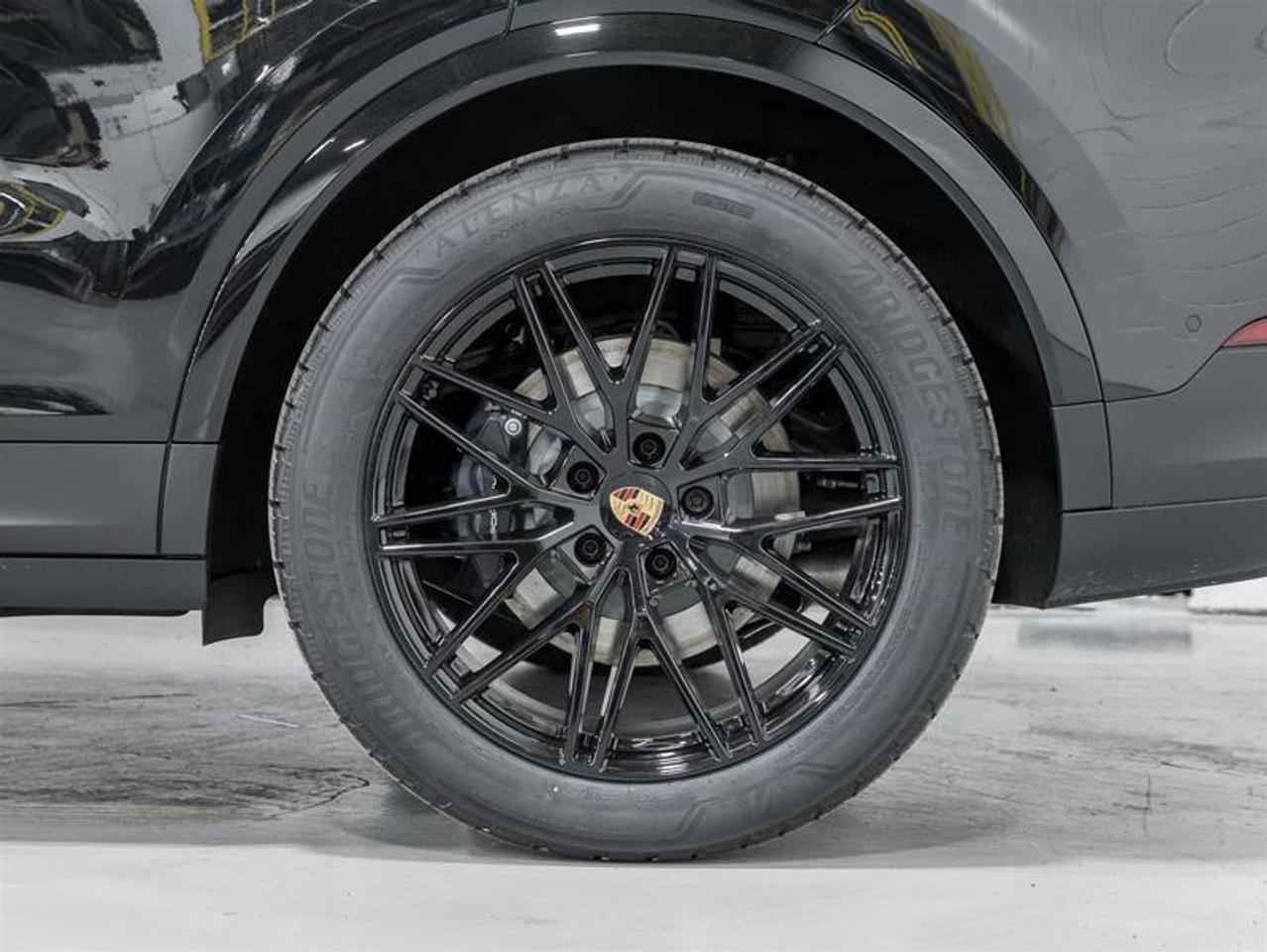 2026 Porsche Cayenne  Photo