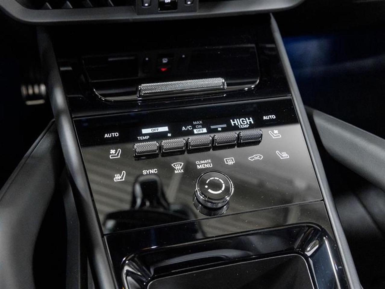 2026 Porsche Cayenne  Photo