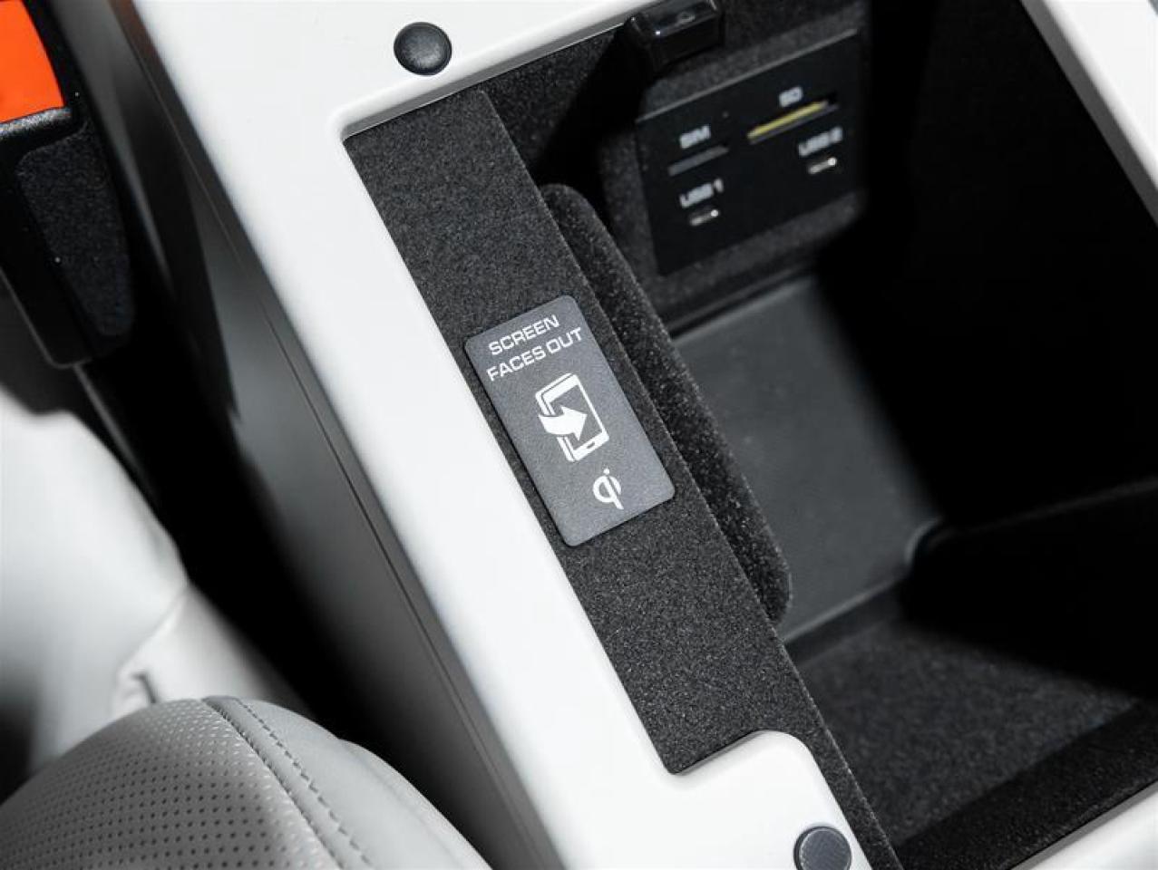 2026 Porsche Macan  Photo