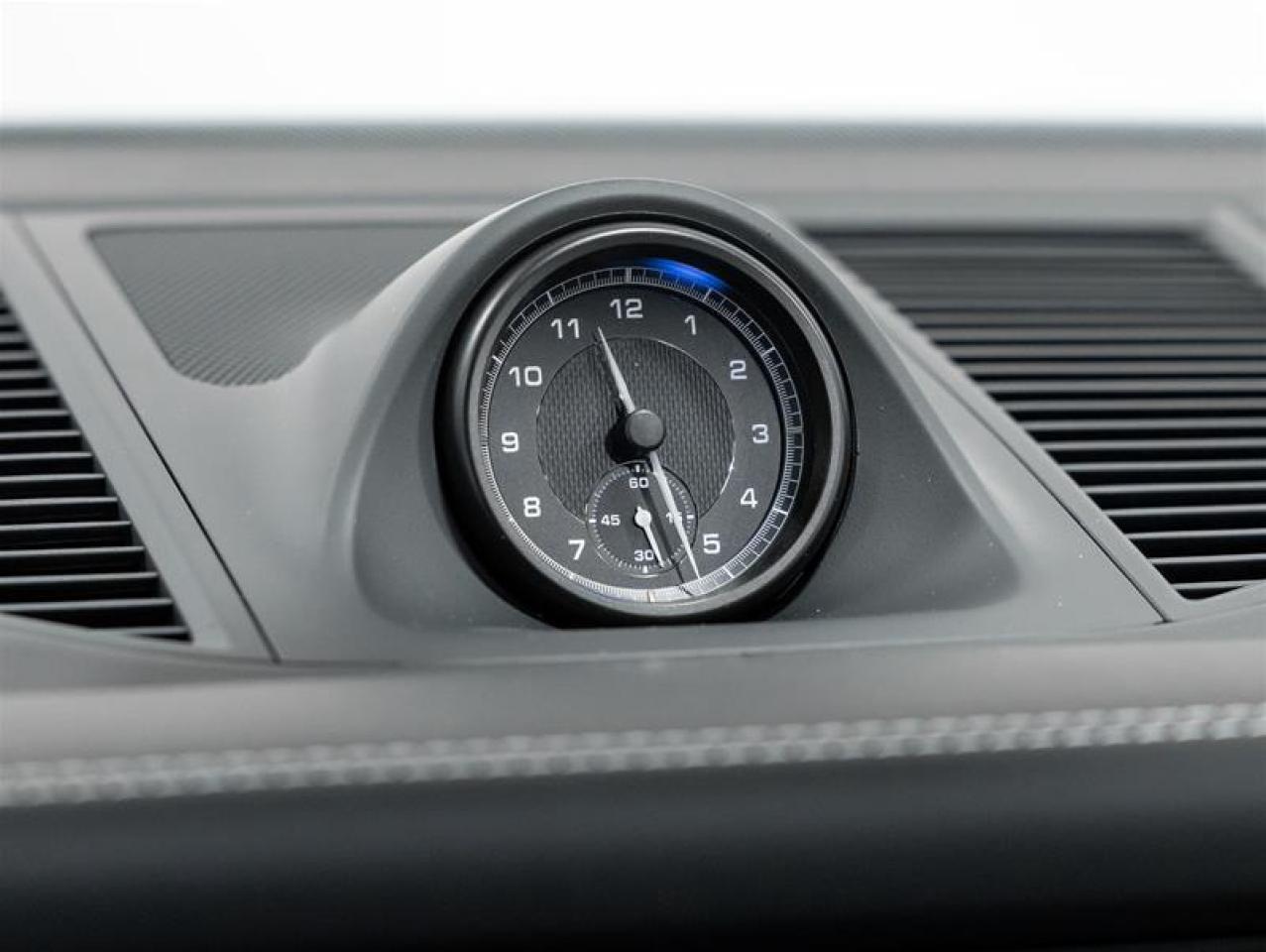 2026 Porsche Macan  Photo