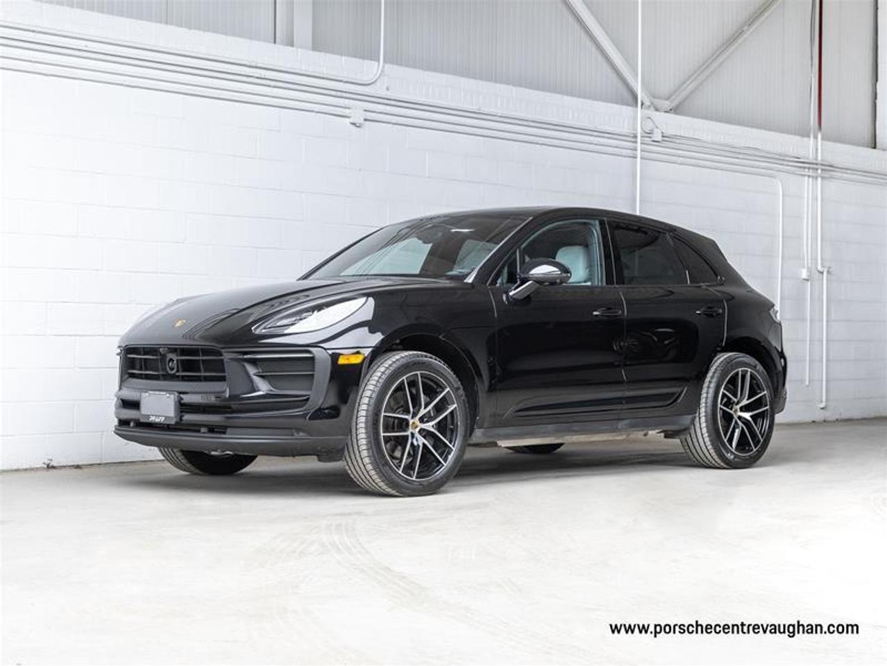 2026 Porsche Macan  Photo