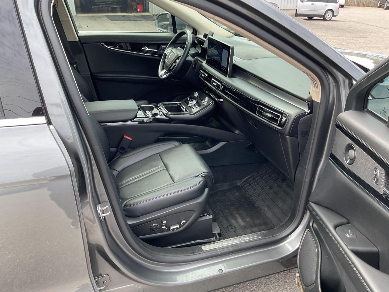 2023 Lincoln Nautilus Reserve 4dr All-Wheel Drive Photo