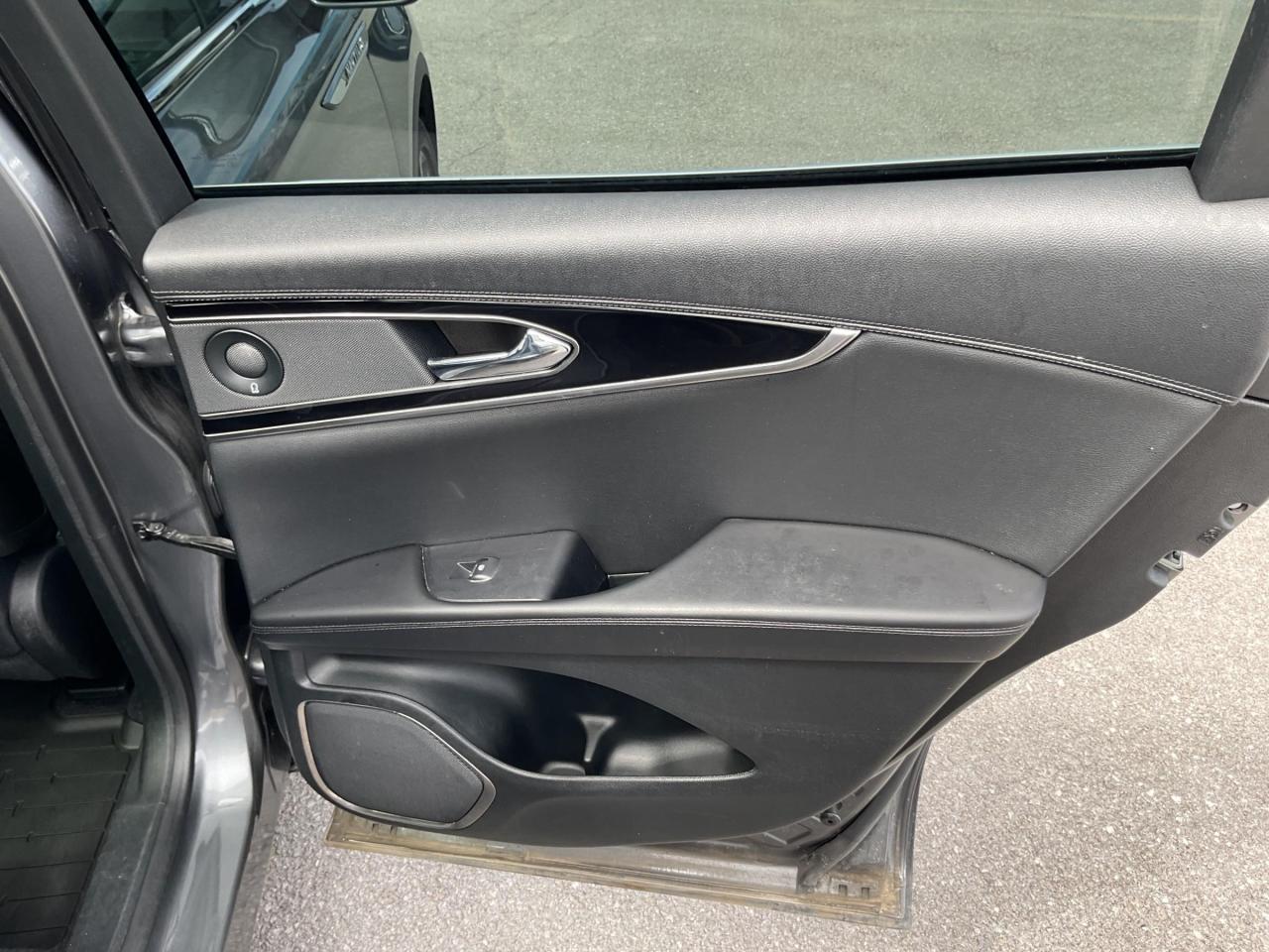 2023 Lincoln Nautilus Reserve 4dr All-Wheel Drive Photo