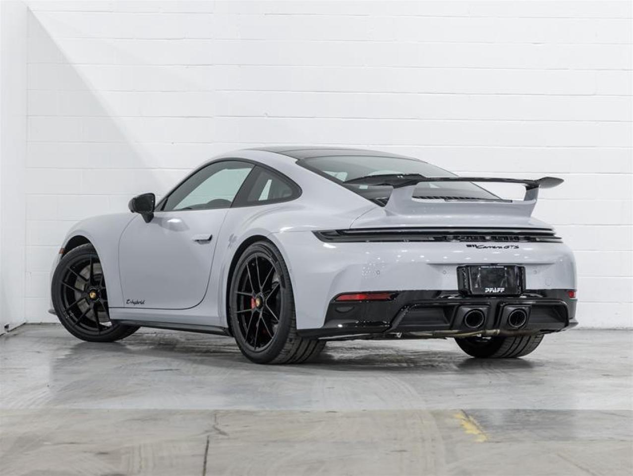 2026 Porsche 911  Photo