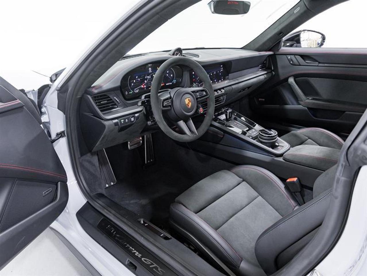 2026 Porsche 911  Photo