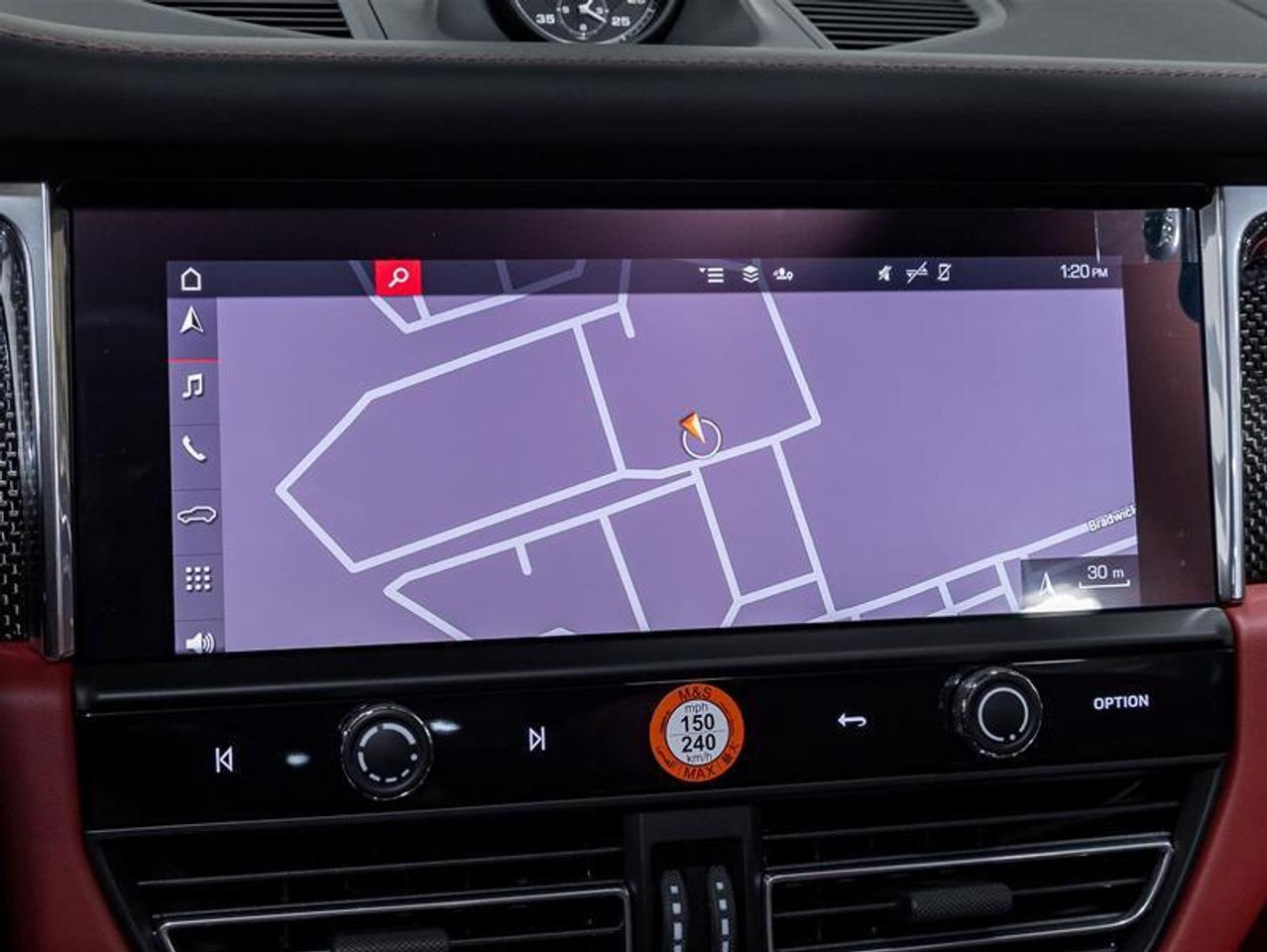 2026 Porsche Macan  Photo