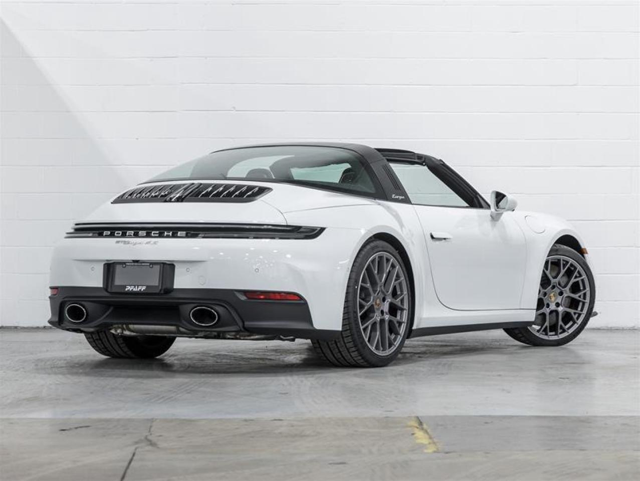 2026 Porsche 911  Photo