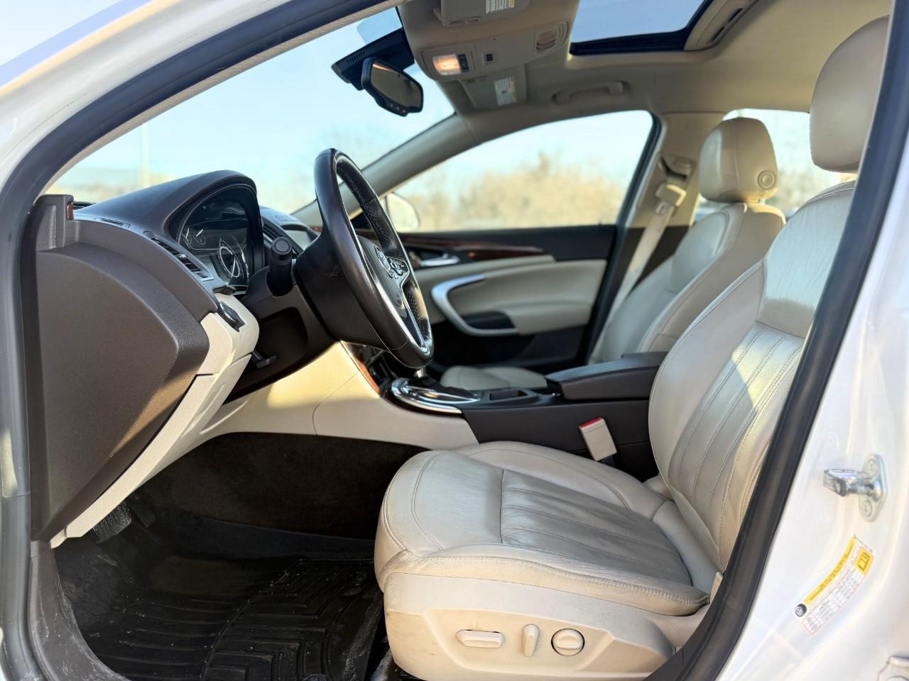 2017 Buick Regal Premium I 4dr Front-Wheel Drive Sedan Photo