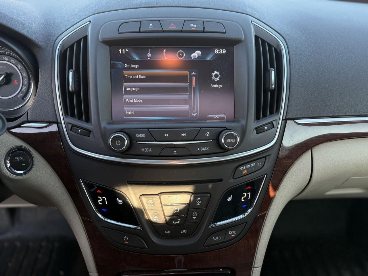 2017 Buick Regal Premium I 4dr Front-Wheel Drive Sedan Photo