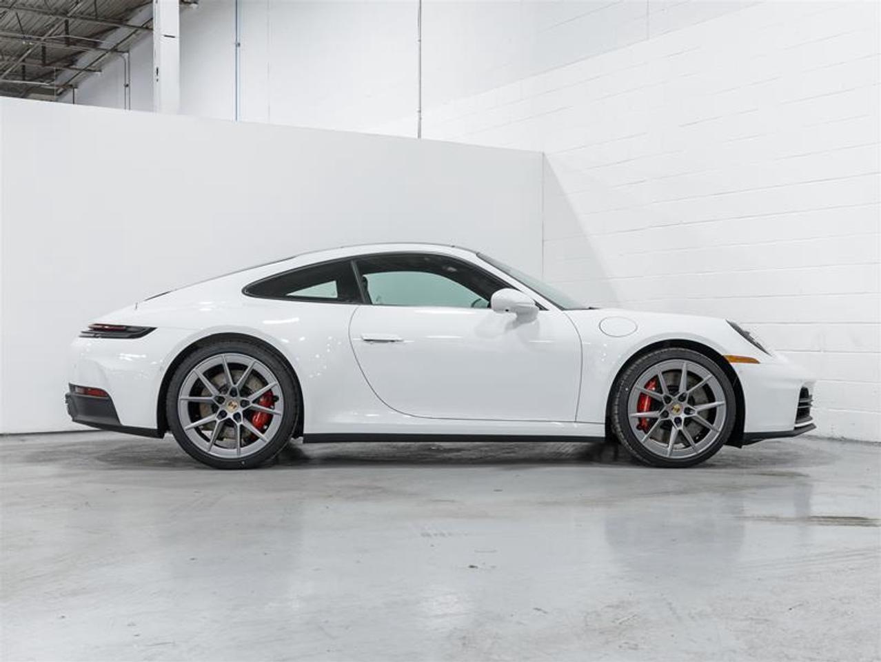 2026 Porsche 911  Photo