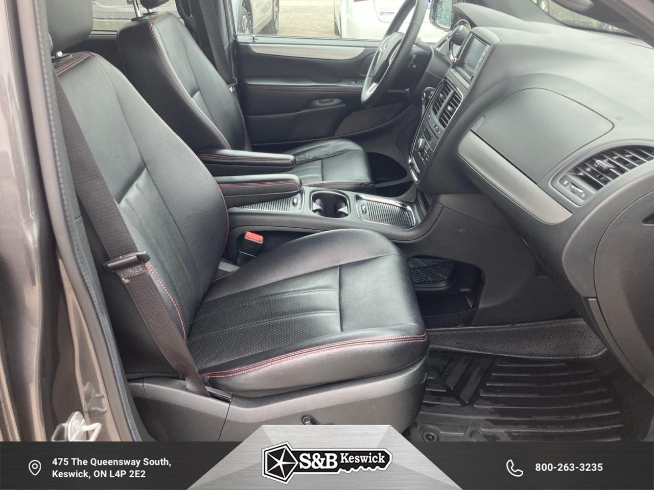 2017 Dodge Grand Caravan GT Passenger Van Photo