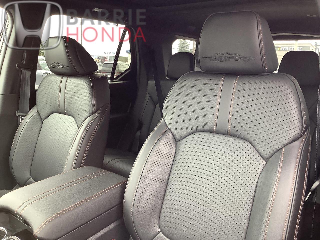 2026 Honda Passport TrailSport Touring Blackout 4dr All-Wheel Drive Photo