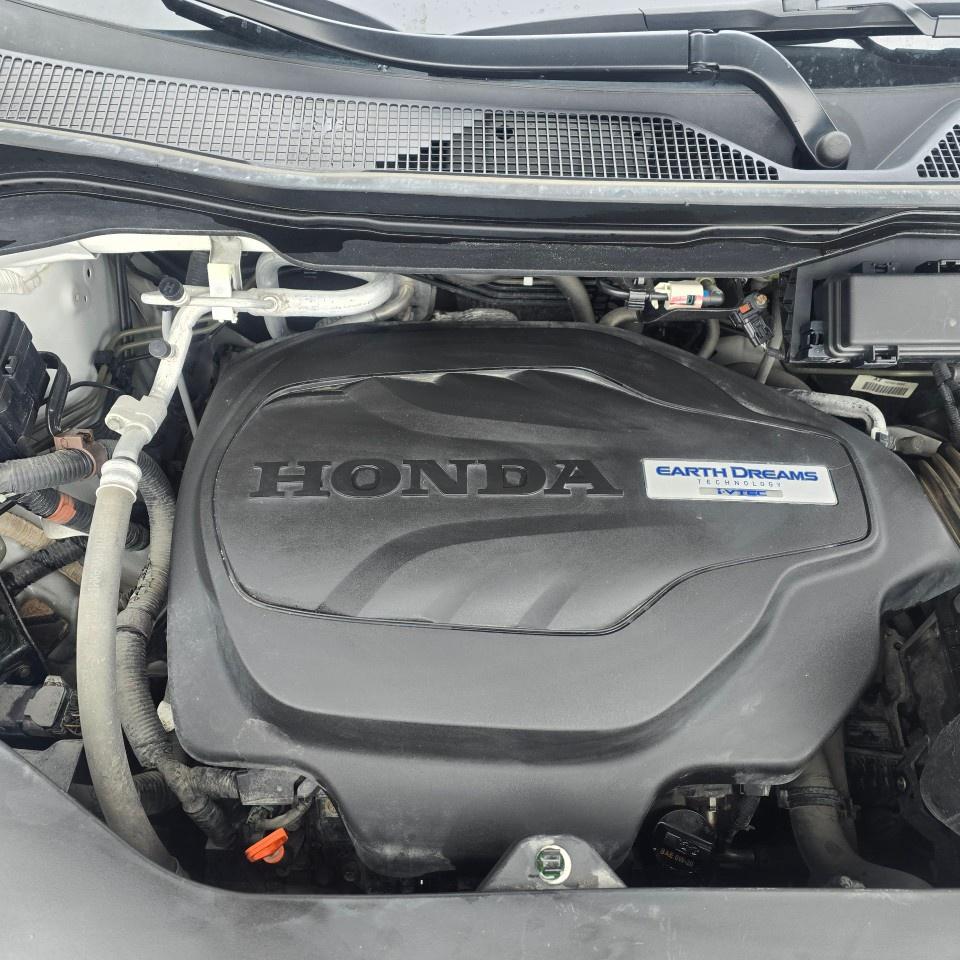 2020 Honda Passport Touring AWD Photo