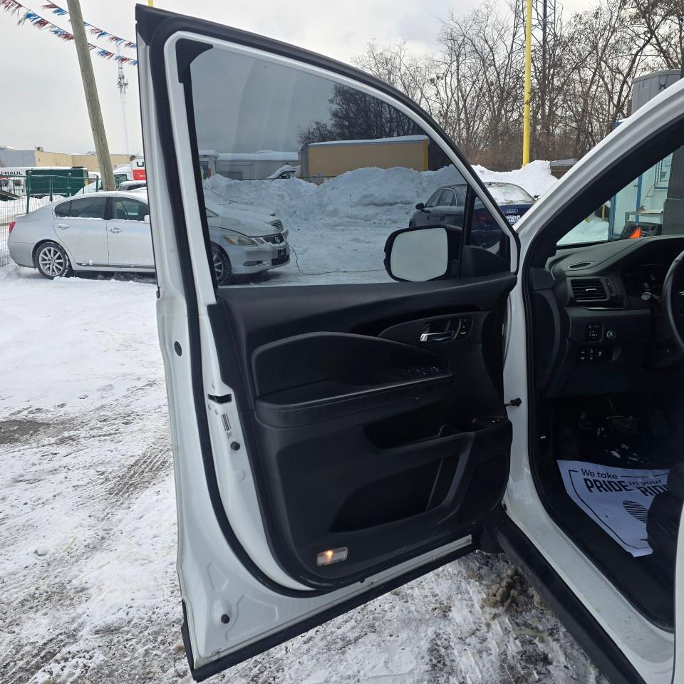 2020 Honda Passport Touring AWD Photo