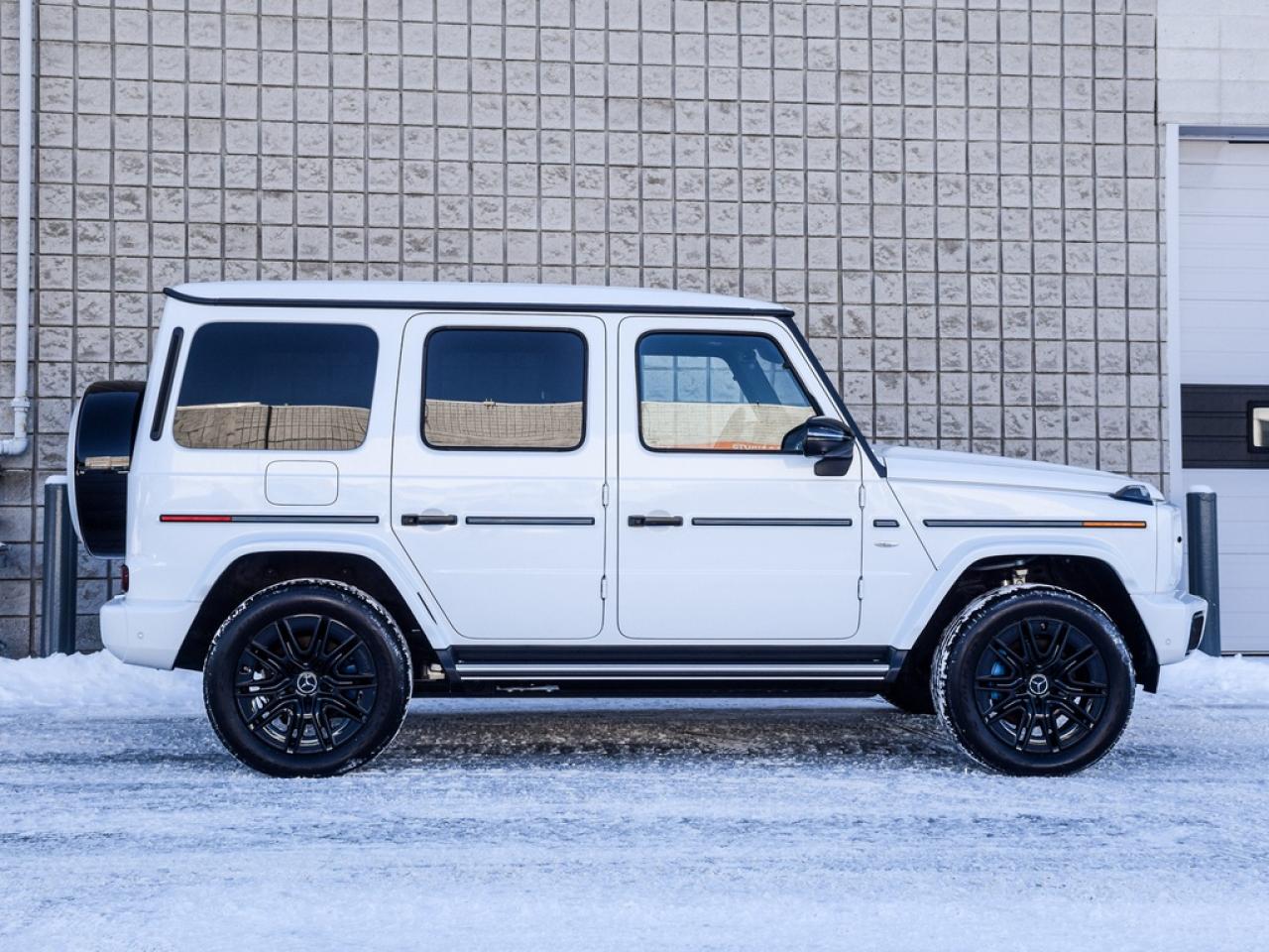 2025 Mercedes-Benz G-Class Base G 580e 4dr All-Wheel Drive Photo