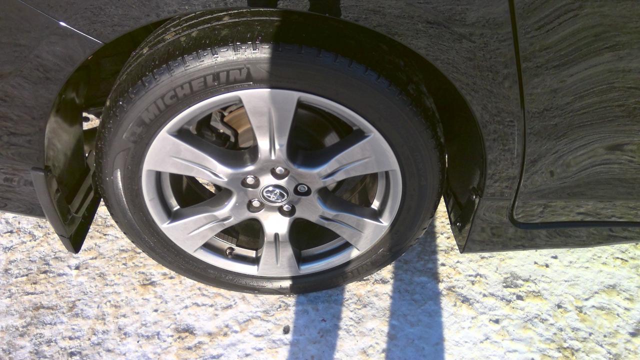 2019 Toyota Sienna SE 8-Passenger 4dr Front-Wheel Drive Passenger Van Photo