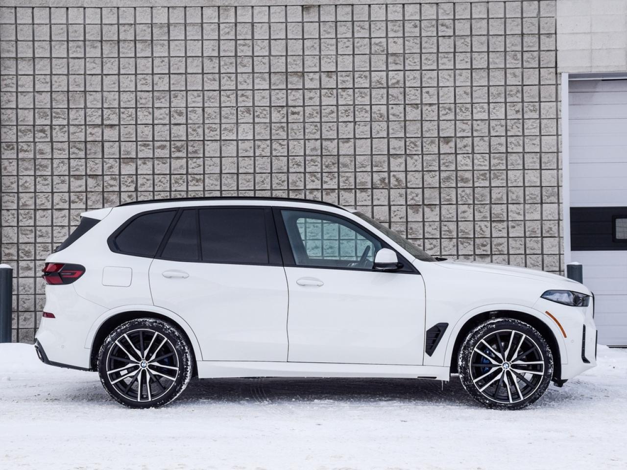 2024 BMW X5 xDrive40i 4dr All-Wheel Drive Sports Activity Vehicle Photo2