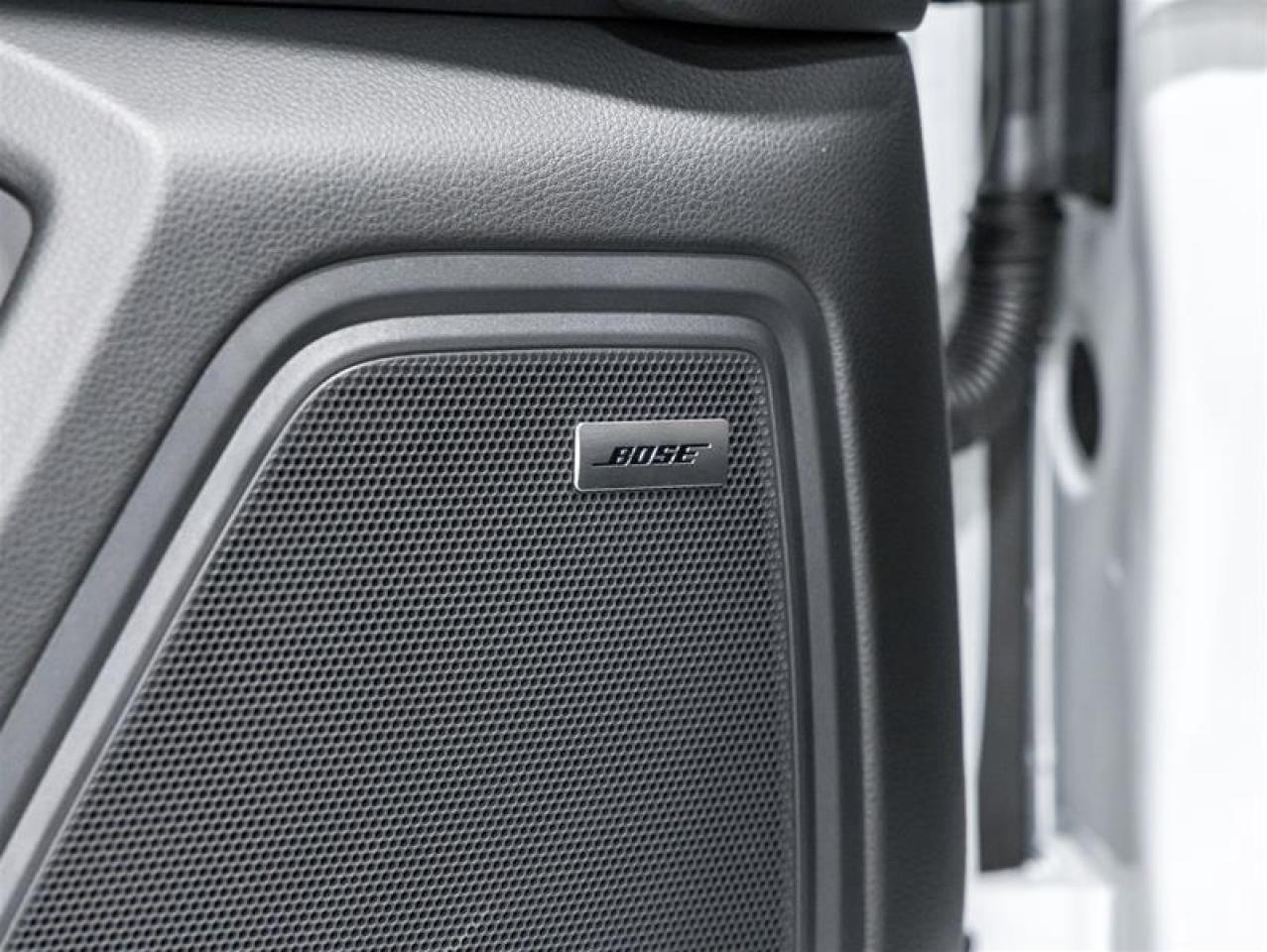 2026 Porsche Macan  Photo