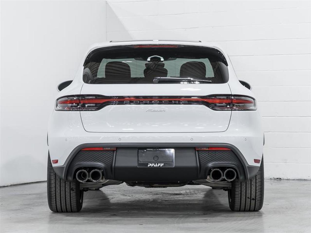 2026 Porsche Macan  Photo