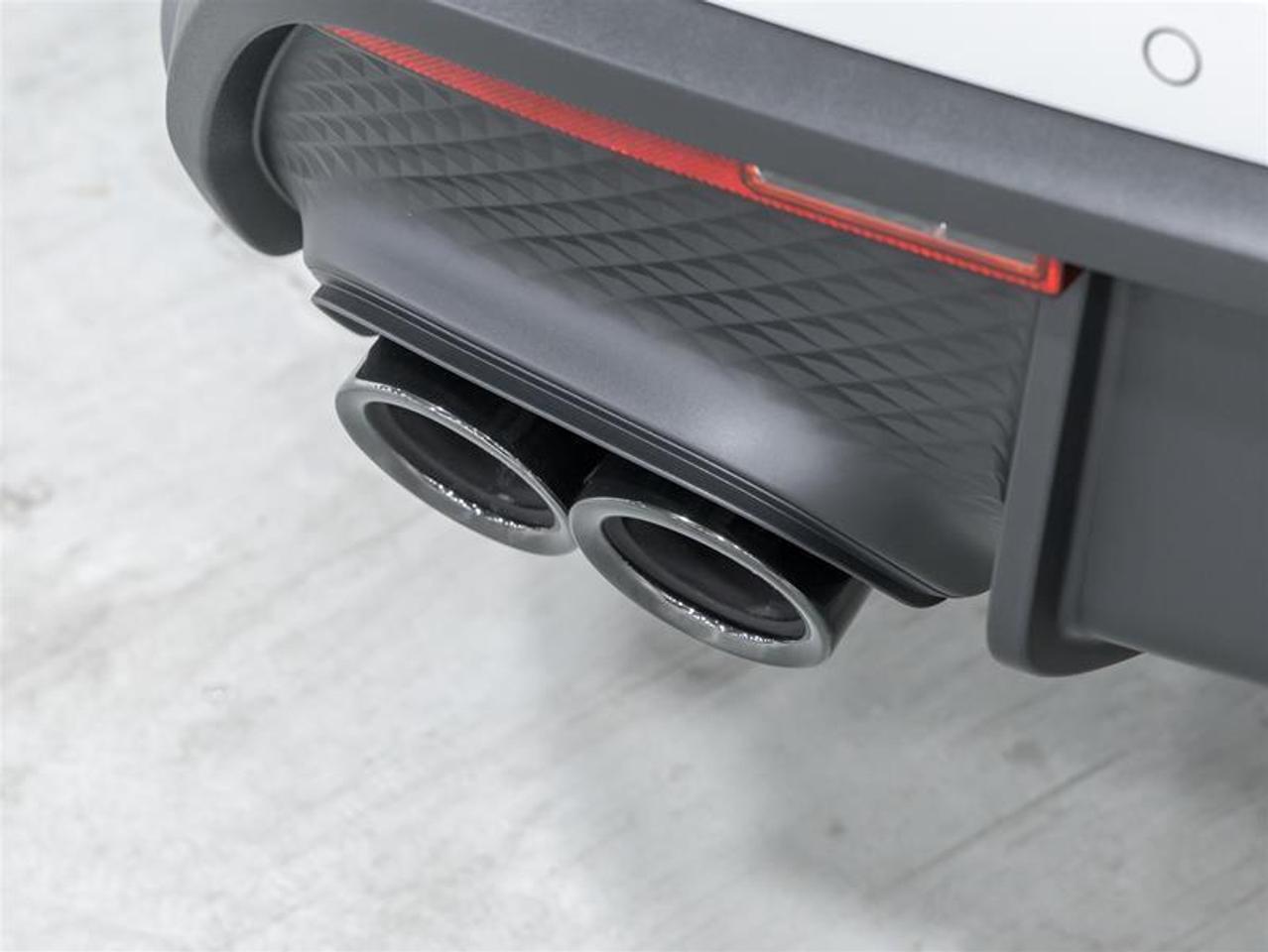 2026 Porsche Macan  Photo