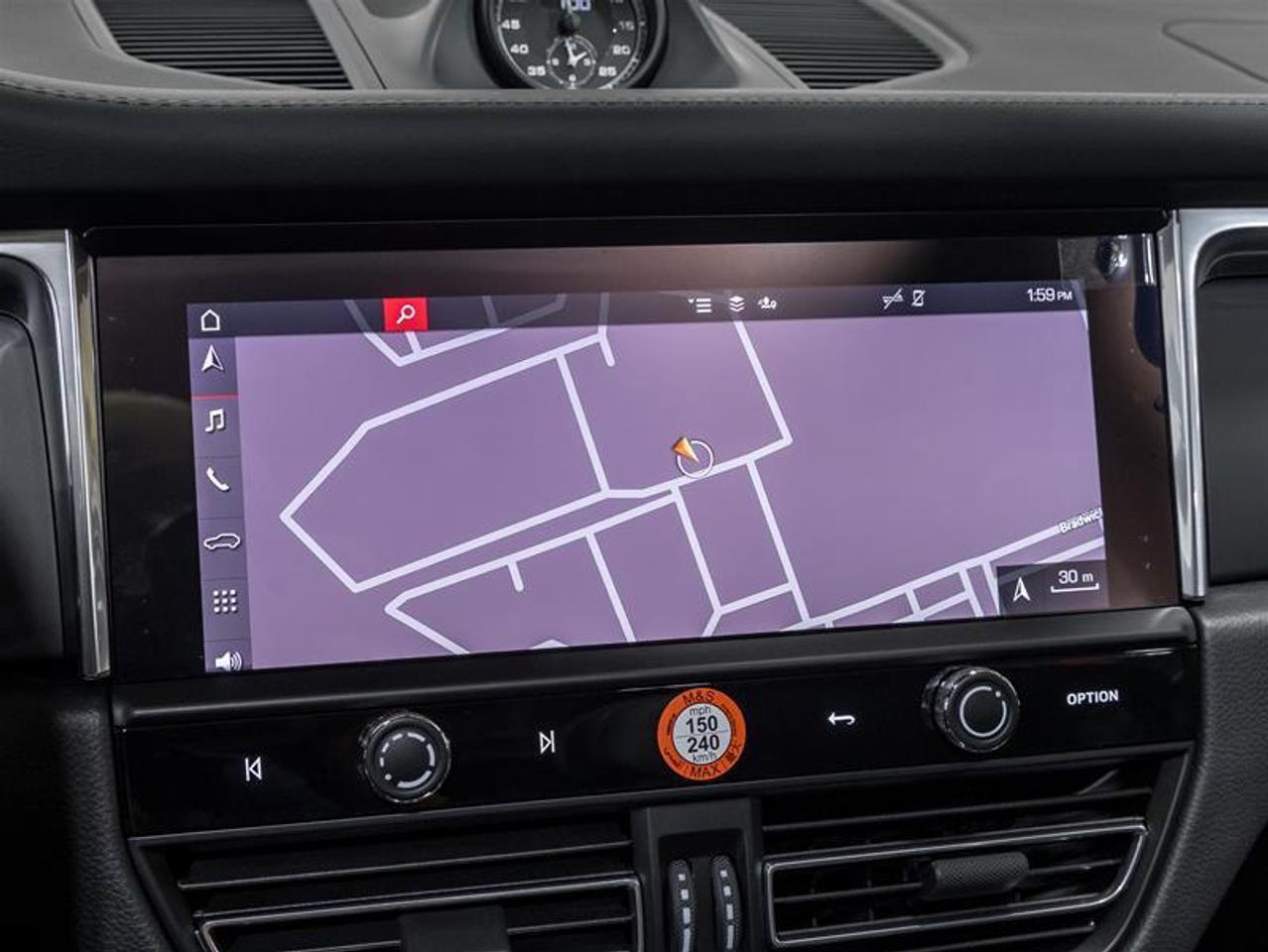 2026 Porsche Macan  Photo