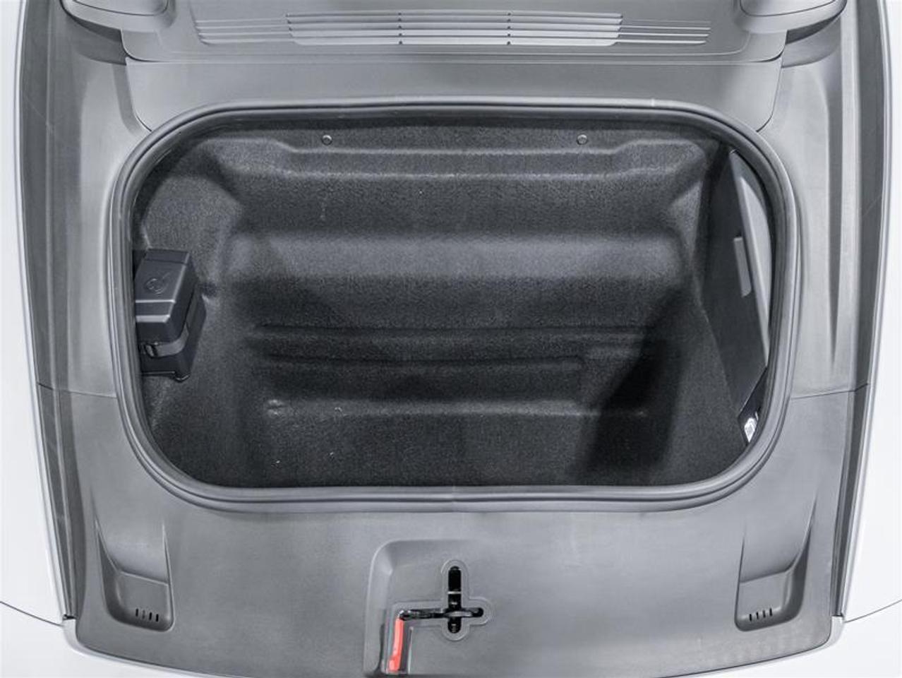 2026 Porsche 911  Photo2