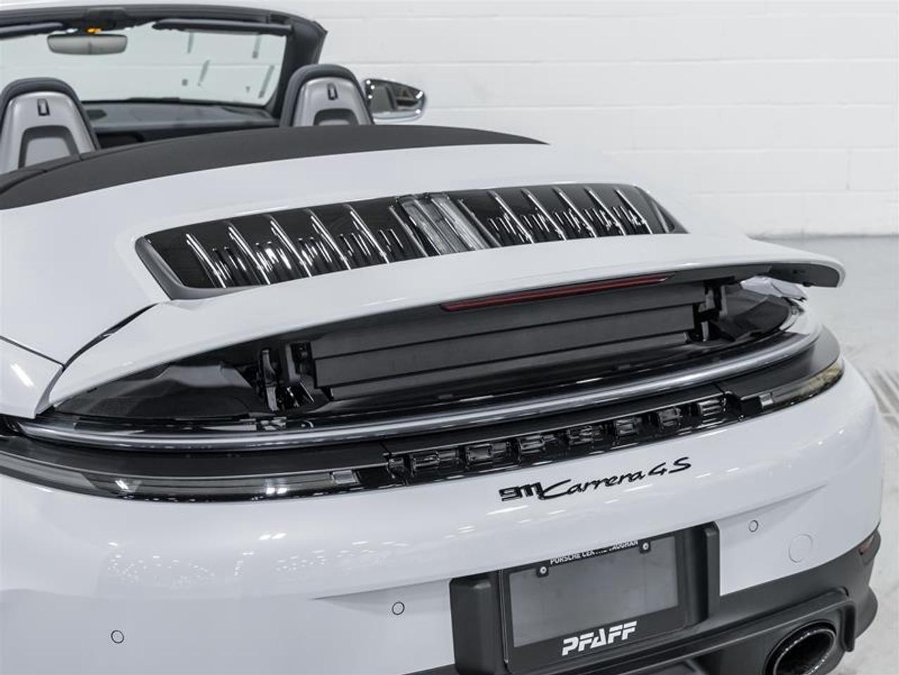 2026 Porsche 911  Photo