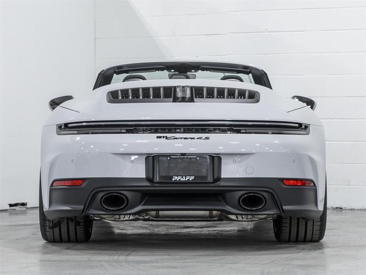 2026 Porsche 911  Photo